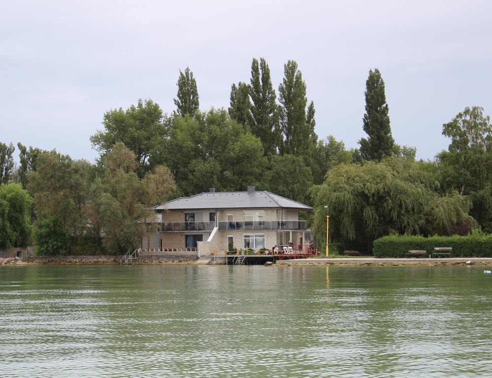 Parton Villa Apartments Fonyód Δωμάτιο φωτογραφία