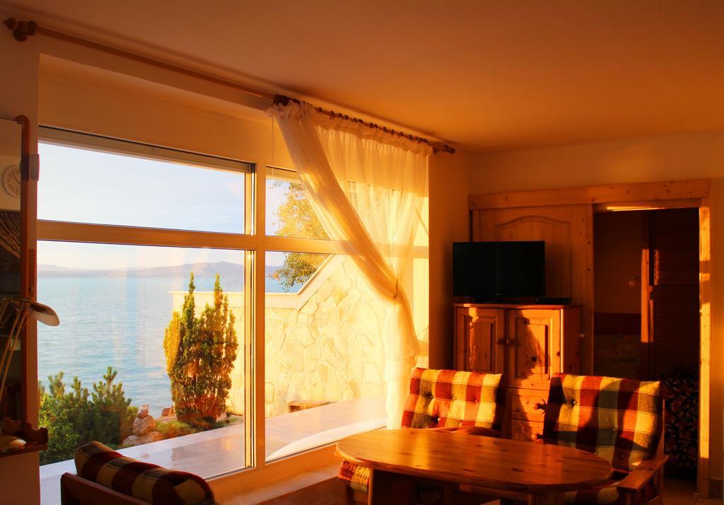 Parton Villa Apartments Fonyód Δωμάτιο φωτογραφία